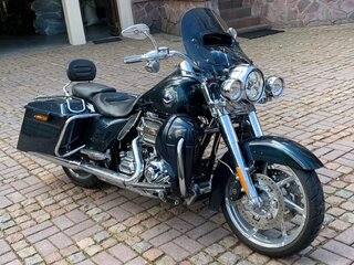 2013 Harley-Davidson CVO, синий, 2600000 рублей, вид 2