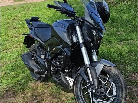 2024 Bajaj Dominar 400, чёрный, 450000 рублей, вид 3