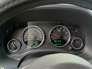 2012 Jeep Liberty (Patriot), серый, 1500000 рублей, вид 5