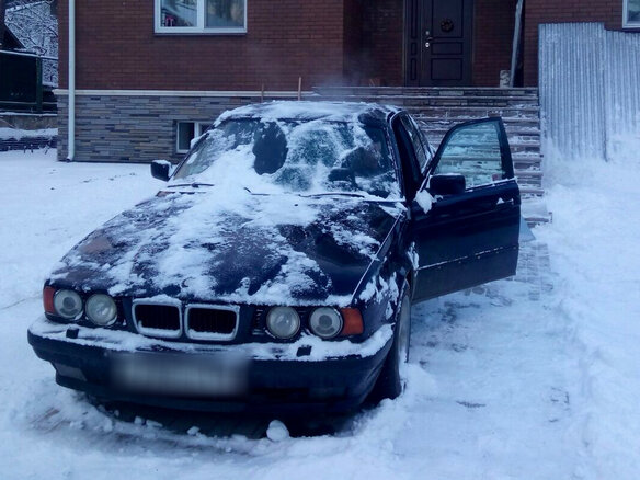 1995 BMW 5 серии 540i III (E34), синий - вид 1