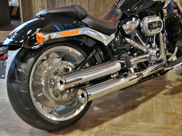 2024 Harley-Davidson Fat Boy, чёрный, 3500000 рублей - вид 14