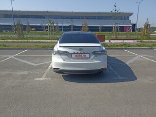2020 Toyota Camry VIII (XV70), белый, 3300000 рублей, вид 4