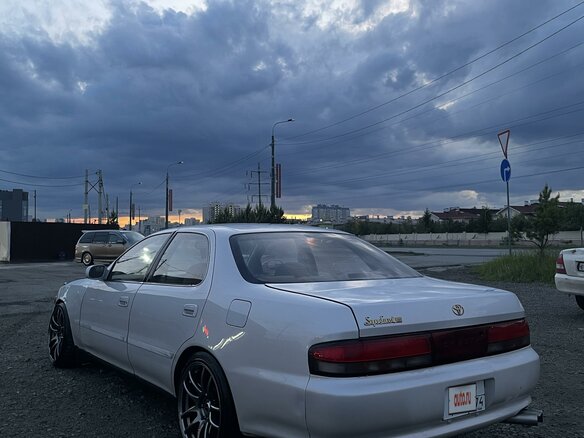 1993 Toyota Cresta IV (X90), серый, 650000 рублей - вид 3