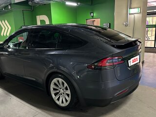 2017 Tesla Model X 90D I, серый, 3500000 рублей, вид 4