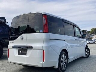 2015 Honda Stepwgn V, белый, 1390000 рублей, вид 5