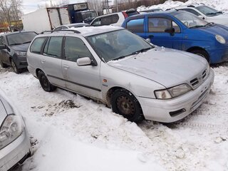 1998 Nissan Primera II (P11), серебристый, 330000 рублей, вид 3