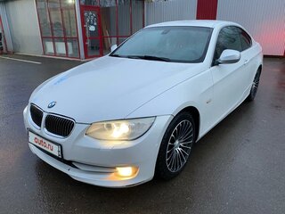 2012 BMW 3 серии 320i V (E90/E91/E92/E93) Рестайлинг, белый, 1550000 рублей, вид 3