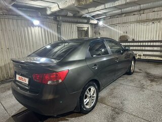 2009 Kia Cerato 5-speed II, коричневый, 690000 рублей, вид 4