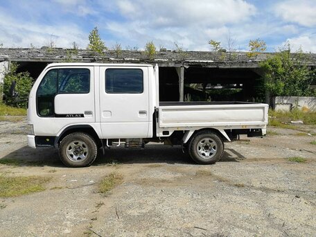 2000 Nissan Atlas, белый, 1800000 рублей, вид 2