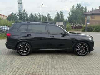 2021 BMW X7 30d I (G07), чёрный, 9300000 рублей, вид 3