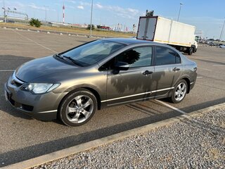2008 Honda Civic VIII, серый, 750000 рублей, вид 1
