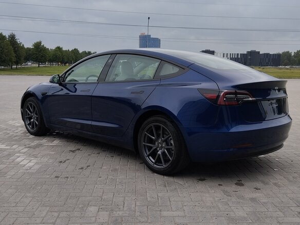 2022 Tesla Model 3 Standart Plus I, синий, 2313336 рублей - вид 7