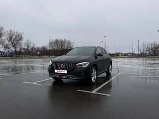 2021 Mercedes-Benz GLA 250 II (H247), чёрный, 3750000 рублей, вид 3