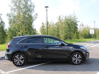 2018 Kia Ceed III, чёрный, 1690000 рублей, вид 3