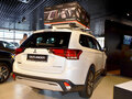 2019 Mitsubishi Outlander III Рестайлинг 3, белый - вид 7