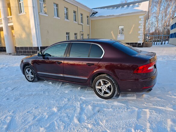 2014 Skoda Superb DSG II Рестайлинг, пурпурный, 1359000 рублей - вид 10