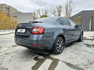 2017 Skoda Octavia III (A7) Рестайлинг, серый, 2500000 рублей, вид 5