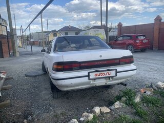 1989 Toyota Carina V (T170), белый, 320000 рублей, вид 4