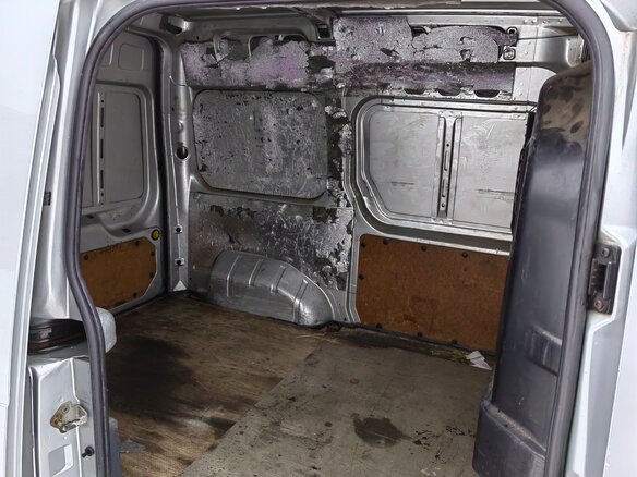 2012 Ford Transit Connect, серебристый, 850000 рублей - вид 11