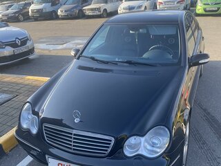 2003 Mercedes-Benz C-Класс 180 Sequentronic II (W203), чёрный, 750000 рублей, вид 3