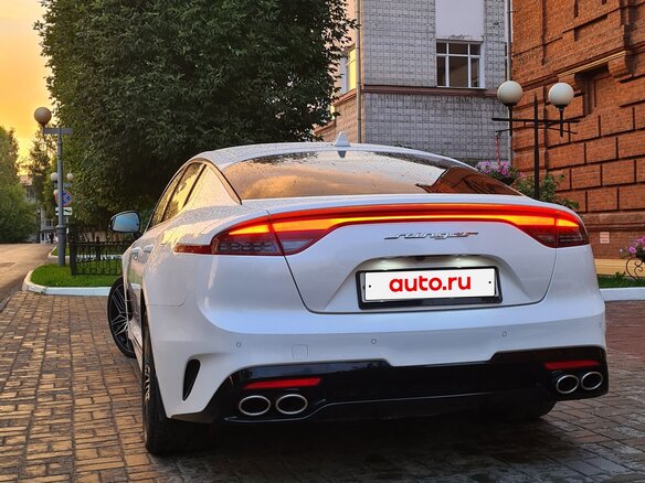 2021 Kia Stinger I Рестайлинг, белый, 3700000 рублей - вид 19