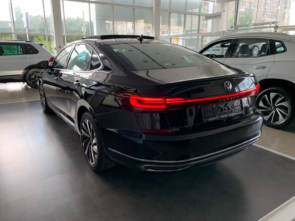 2023 Volkswagen Passat B8 Рестайлинг, чёрный - вид 5