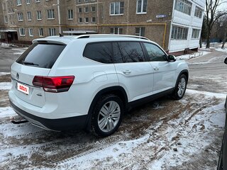 2018 Volkswagen Teramont I, белый, 2500000 рублей, вид 4