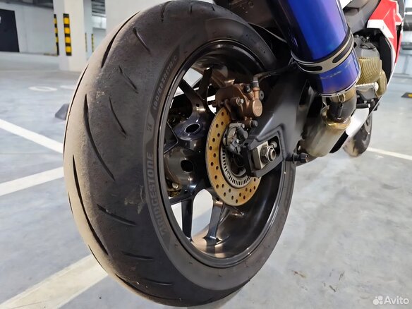 2015 Honda CBR 1000 RR/RA Fireblade, белый, 1100000 рублей - вид 6