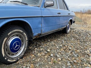 1979 Mercedes-Benz W123 200, синий, 250000 рублей, вид 4