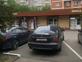 2007 Mercedes-Benz E-Класс 350 III (W211, S211) Рестайлинг, чёрный, 950000 рублей, вид 4