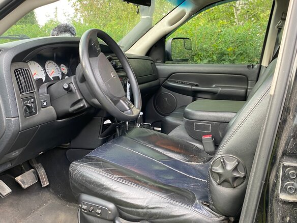 2005 Dodge RAM III (DR/DH), чёрный, 2200000 рублей - вид 13