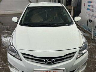 2016 Hyundai Solaris I Рестайлинг, белый, 1240000 рублей, вид 1