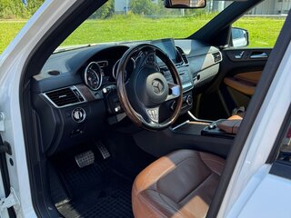 2017 Mercedes-Benz GLS 400 I (X166), белый, 4500000 рублей, вид 4