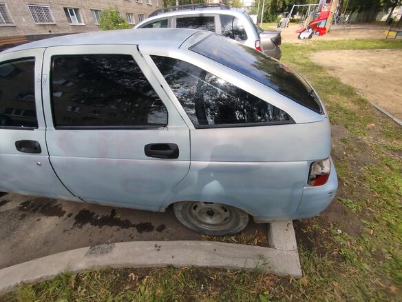2005 Lada (ВАЗ) 2112, серебристый, 70000 рублей - вид 9