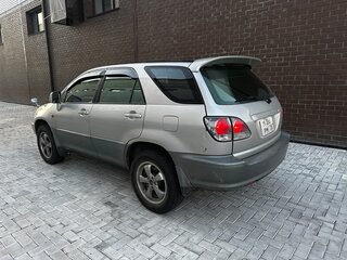 2001 Toyota Harrier I (XU10) Рестайлинг, серый, 695000 рублей, вид 3