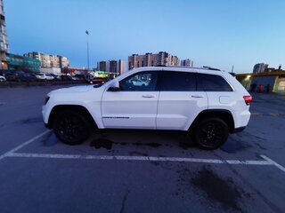 2013 Jeep Grand Cherokee IV (WK2) Рестайлинг, белый, 2550000 рублей, вид 4