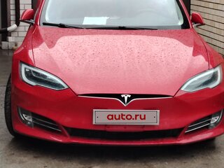 2017 Tesla Model S 75D I Рестайлинг, красный, 3300000 рублей, вид 3