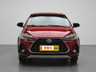 2022 Toyota Yaris L X XP150 Рестайлинг, красный, 1117009 рублей, вид 2