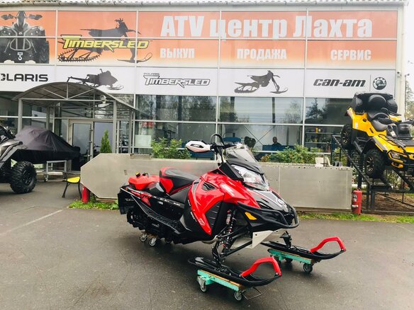 2013 BRP Lynx Rave, красный - вид 1