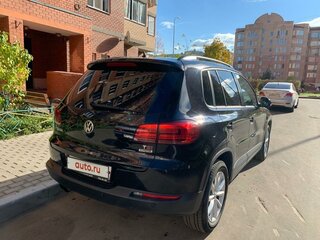 2016 Volkswagen Tiguan Euro 6 I Рестайлинг, чёрный, 1600000 рублей, вид 4