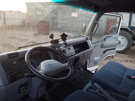 2012 Fuso (Mitsubishi) Canter, белый, 1850000 рублей, вид 5