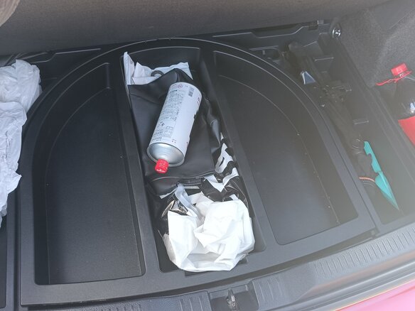 2014 Toyota Auris II, красный, 1290000 рублей - вид 23