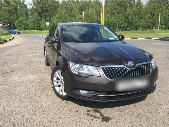 2014 Skoda Superb II Рестайлинг, коричневый - вид 3