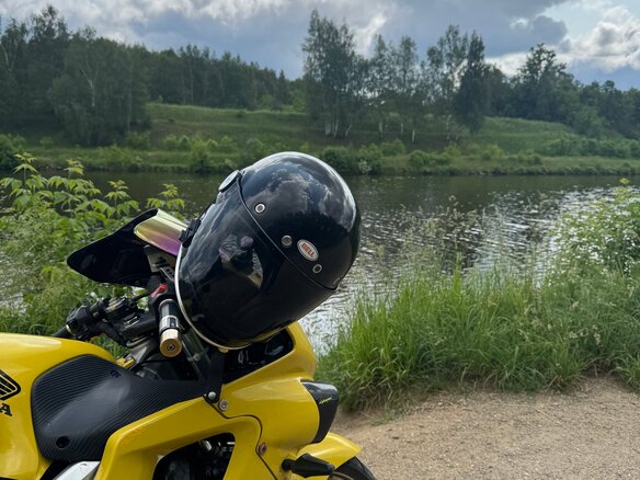 1999 Honda CBR 600F, жёлтый, 400000 рублей - вид 2