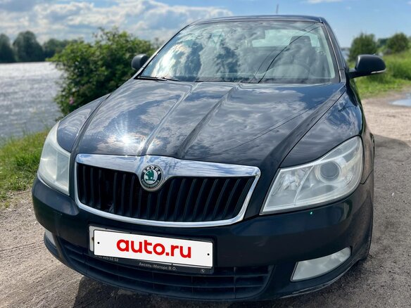 2013 Skoda Octavia II (A5) Рестайлинг, чёрный, 700000 рублей