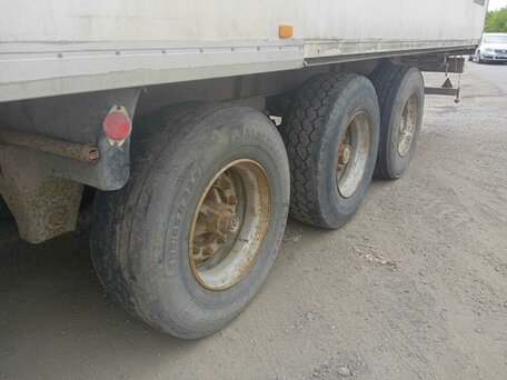 1992 Volvo F-Series, белый, 1600000 рублей, вид 5