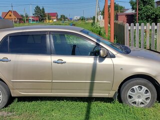 2003 Toyota Allex I Рестайлинг, золотистый, 650000 рублей, вид 3
