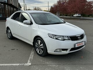 2012 Kia Cerato 6-speed II, белый, 1130000 рублей, вид 1