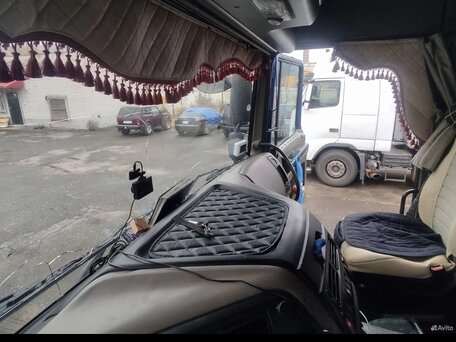 2010 DAF XF 105, серебристый, 1700000 рублей, вид 2
