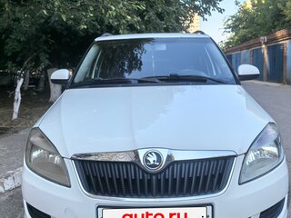 2013 Skoda Fabia II Рестайлинг, белый, 585000 рублей, вид 1